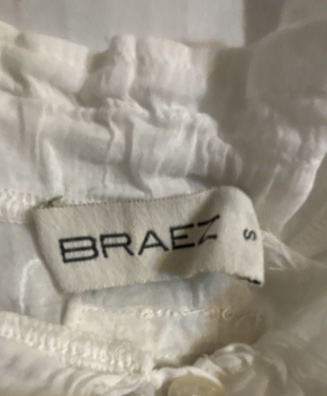Braez Ruffle Blouse Size S White Short Sleeve Tie Neck 6