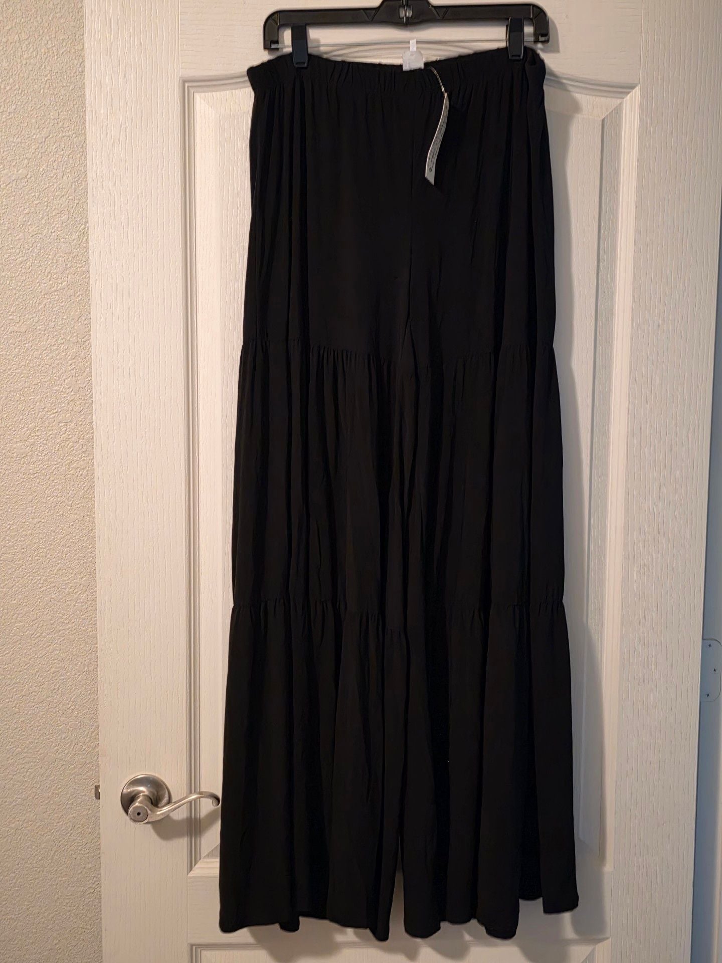 NWT Come N See Tiered Look Size 2XL Black Boho Long Pants 2