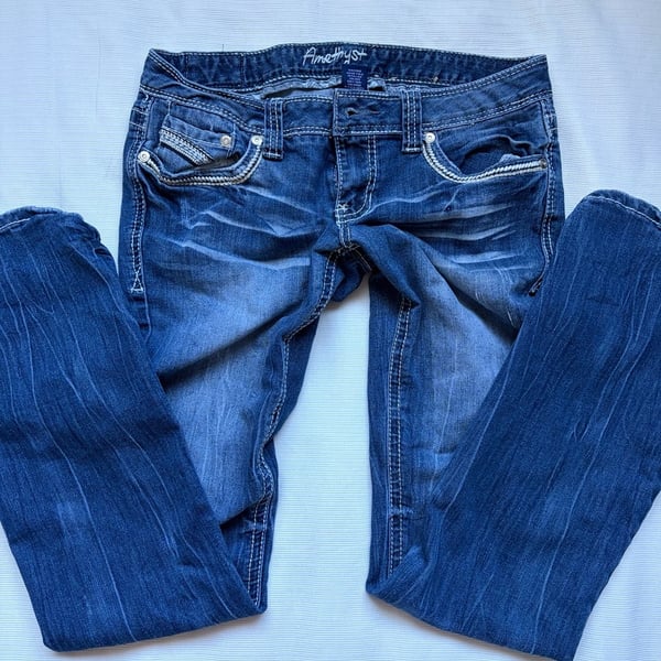 Amethyst Jeans Size 9 Blue Denim Bootcut Y2K