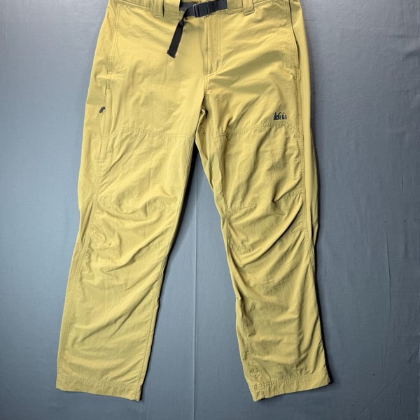 REI Co-op Hiking Pants Mens 36x30 Beige Nylon Stretch Belted Regular Fit Outdoor