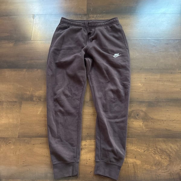 Nike Sportswear Club Fleece Joggers Size M Brown