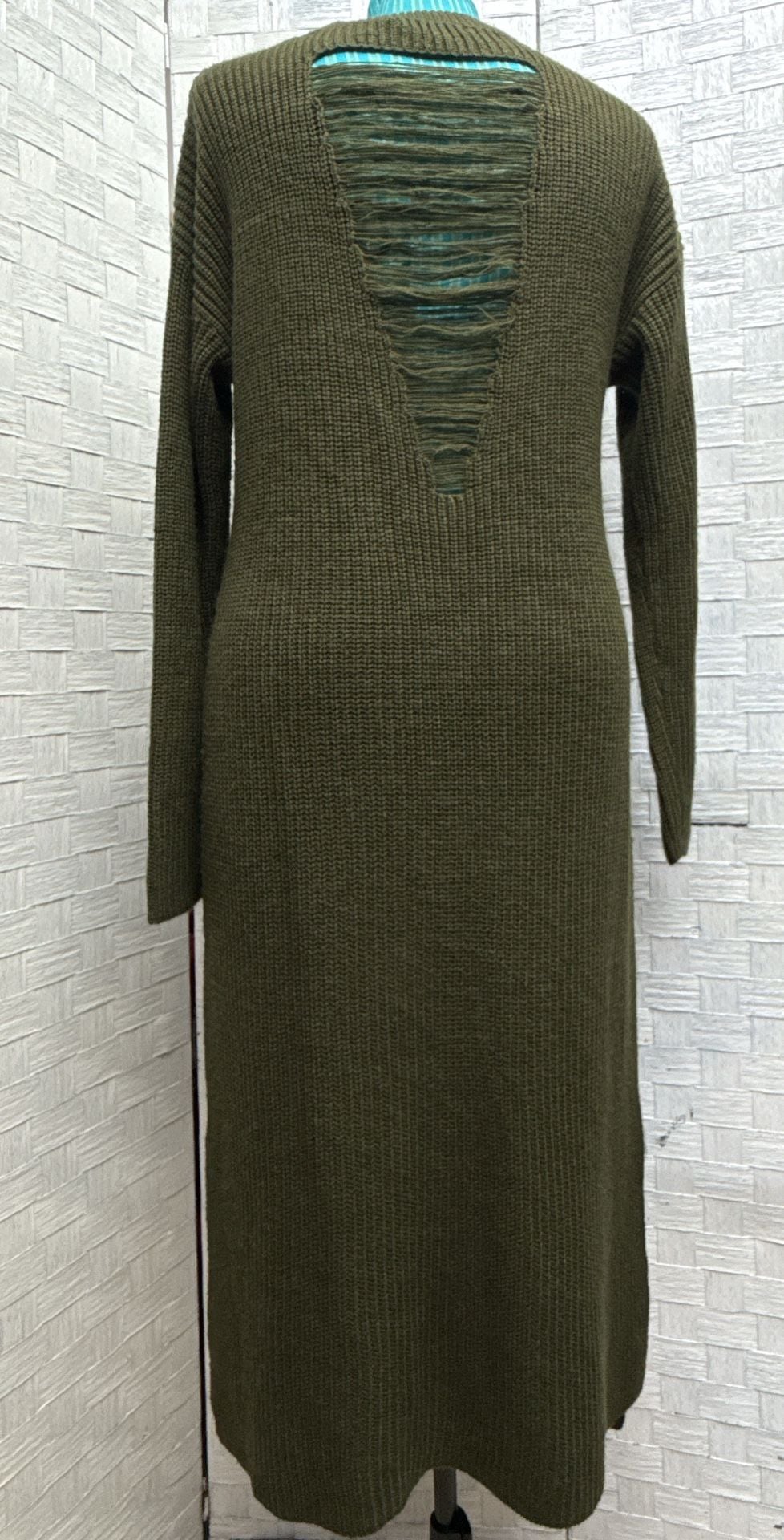 Almost Famous Sweater Dress Size M Olive Distressed 4