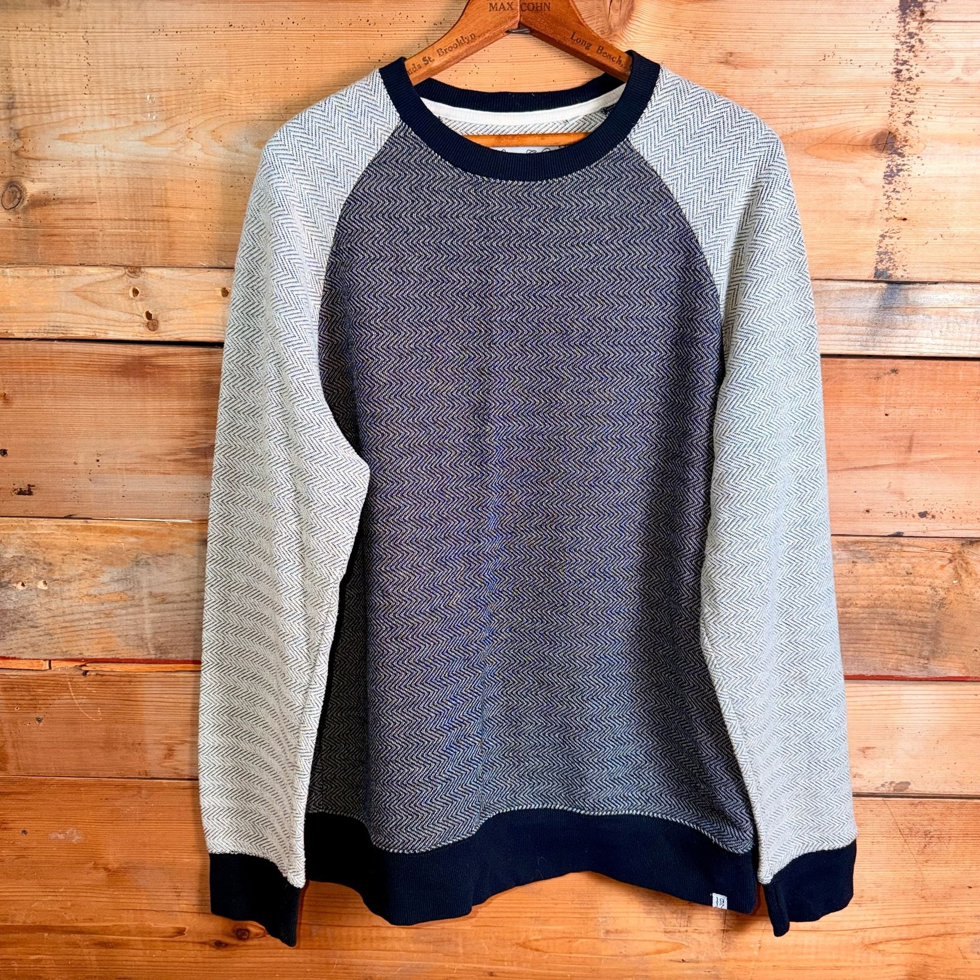 Sovereign Code Crewneck Sweater Herringbone Gray Black Size XL 2