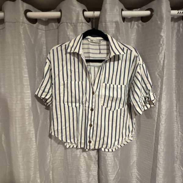 Zara Striped Short Sleeve Crop Shirt Size XS Blue White