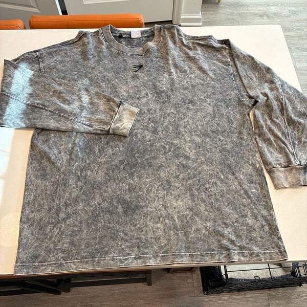 Gymshark Long Sleeve T-Shirt XL Acid Wash Grey