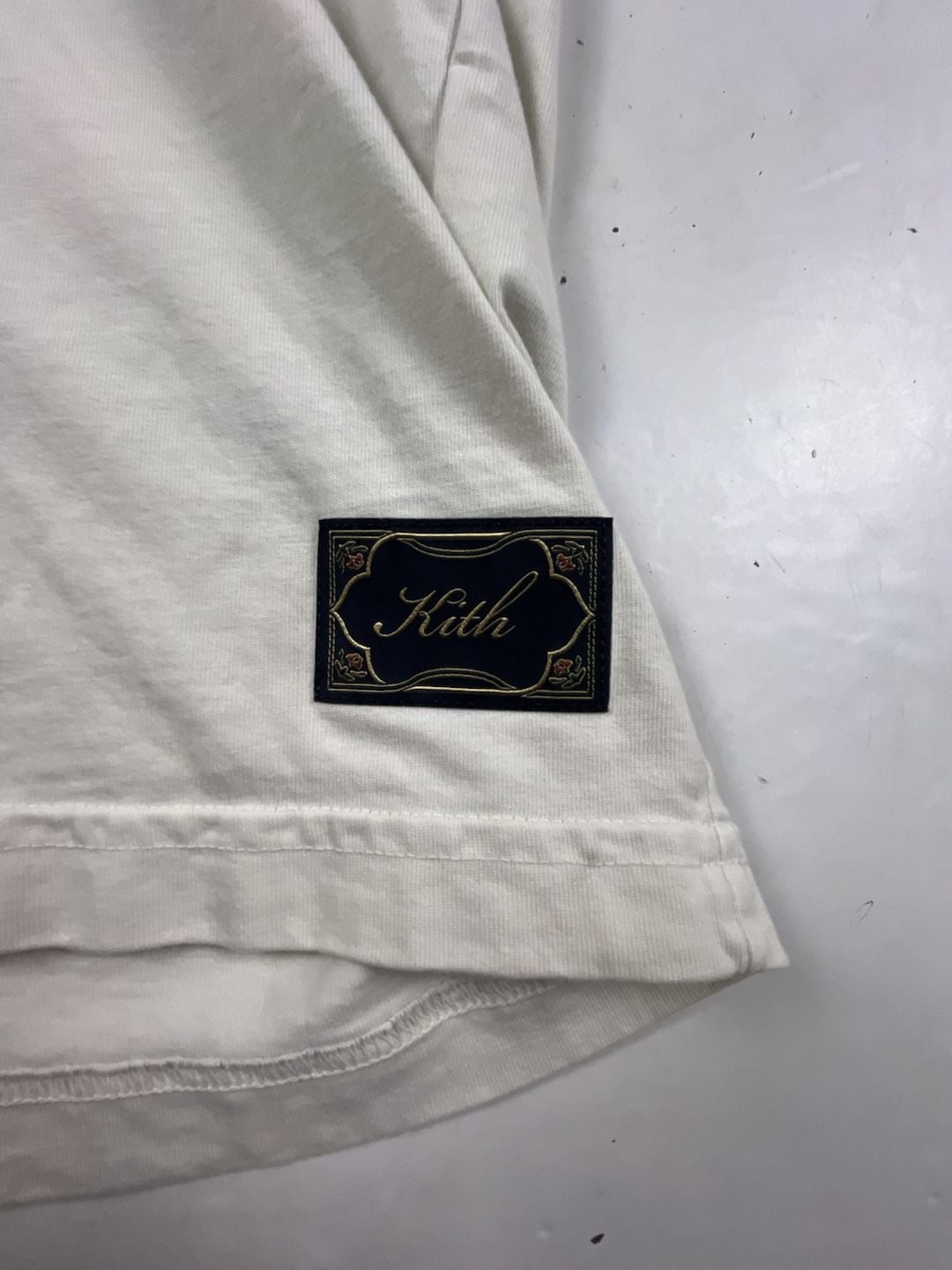 Kith Hawaii T-Shirt XL White Logo Souvenir MMXI 5
