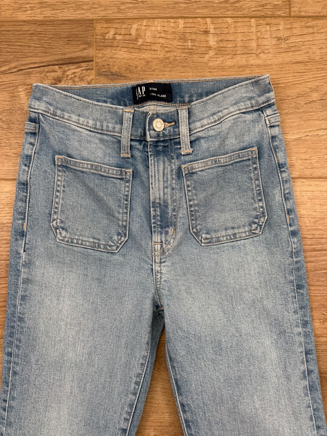 Gap Denim ’70s Flare Jeans 2/26R Light Wash High Rise Patch Pockets 4