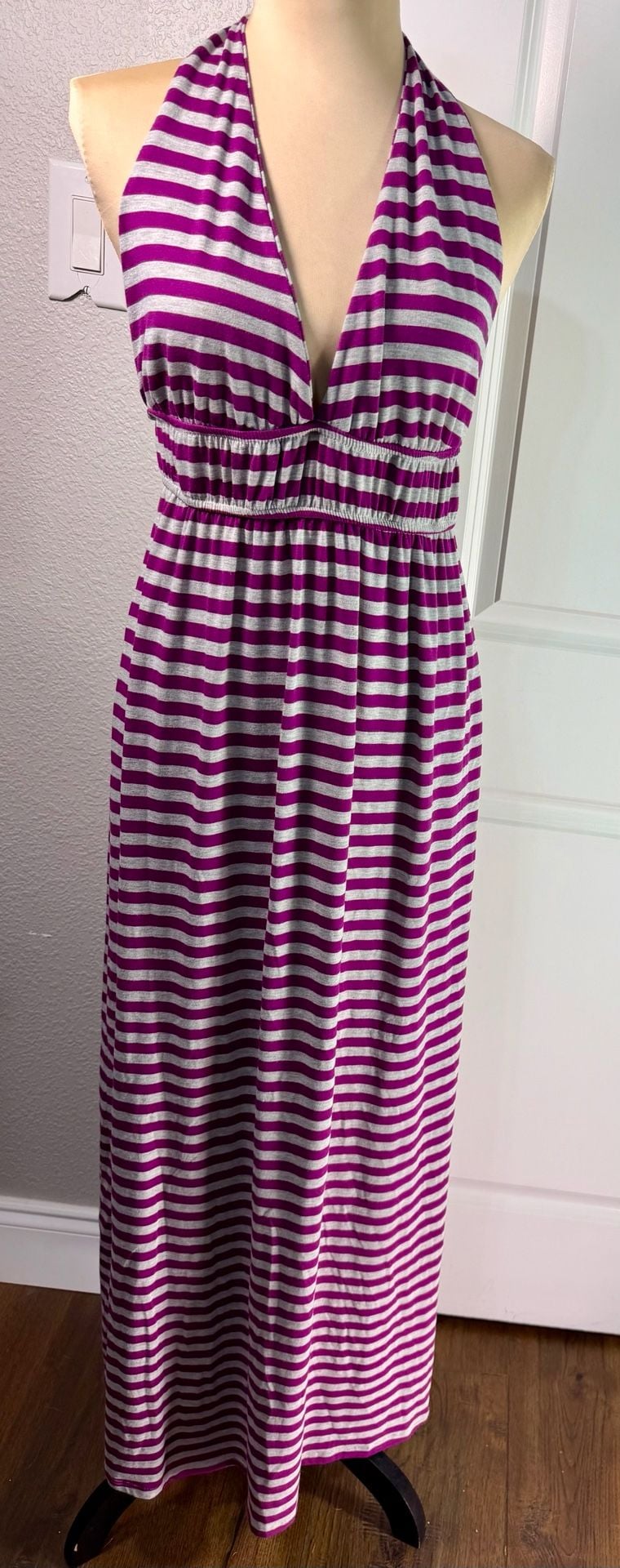Seven7 Halter Maxi Dress Size S Purple Stripe V-Neck 2