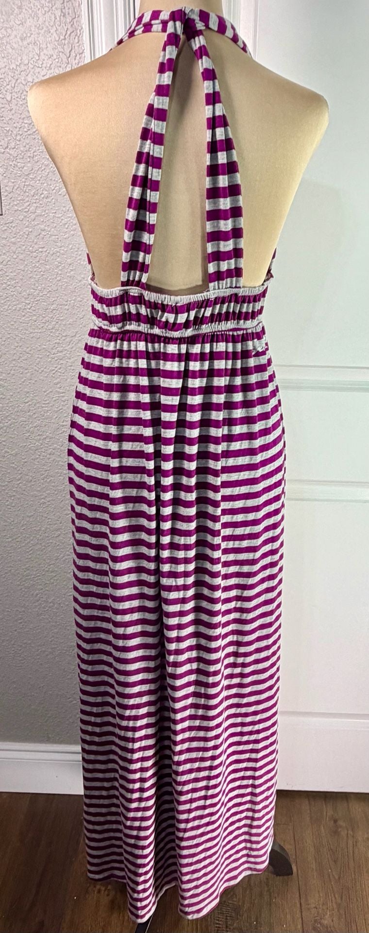 Seven7 Halter Maxi Dress Size S Purple Stripe V-Neck 9