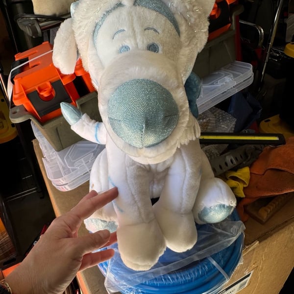 Vintage Disney Store Tigger Snowflake Pals Winter White Plush