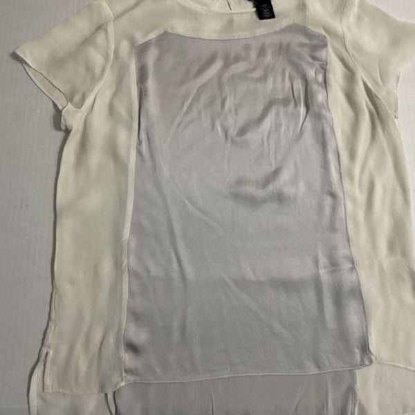 White House Black Market Silk Blouse Size 2 White Gray Short Sleeve Panel Top