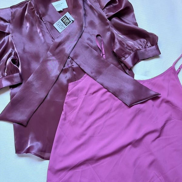 The Shirt Rochelle Behrens The French Bow Shirt Size M Wine