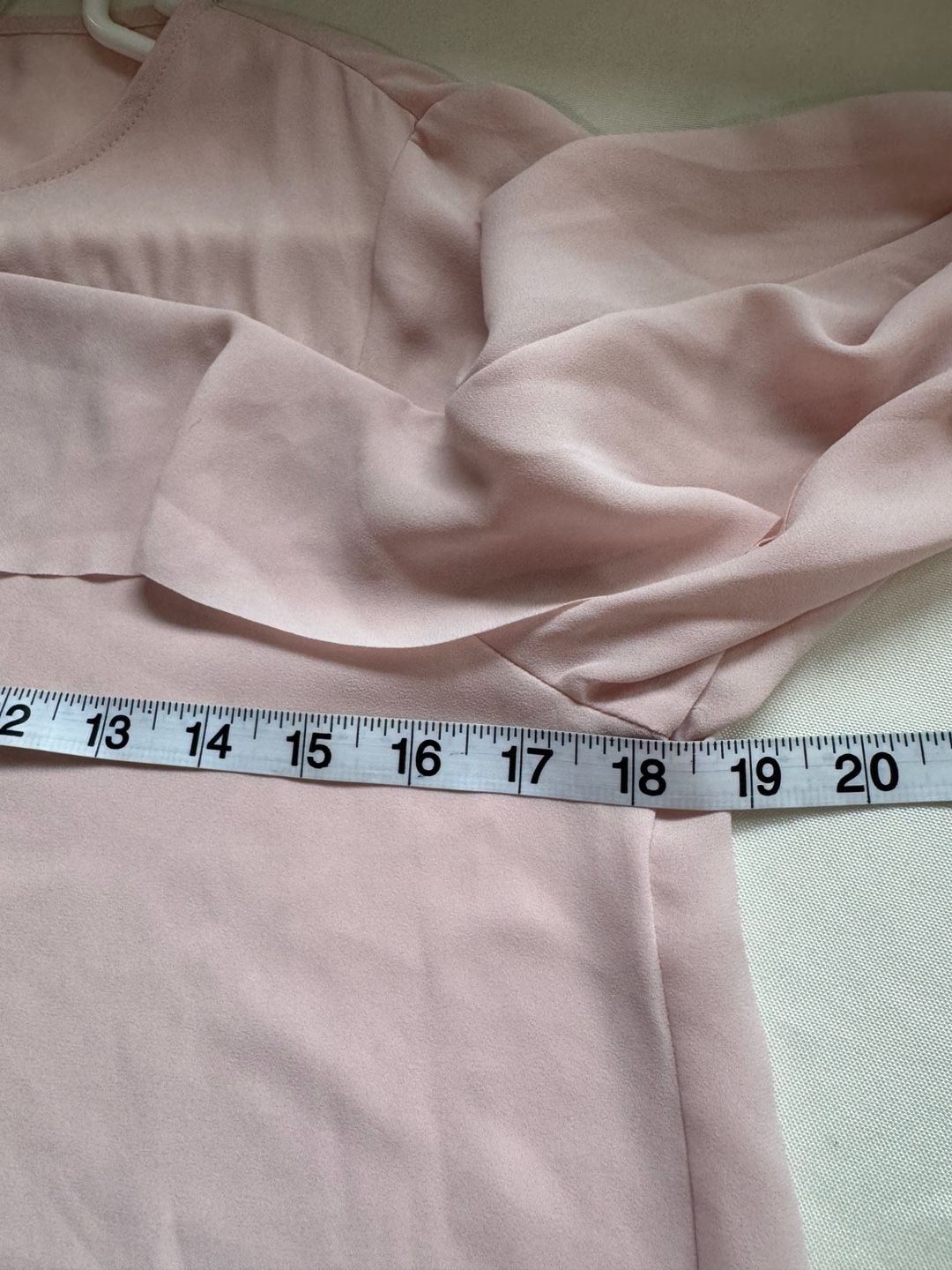 Banana Republic Pink Ruffle Blouse Romantic Coquette Workwear Petite XS 7