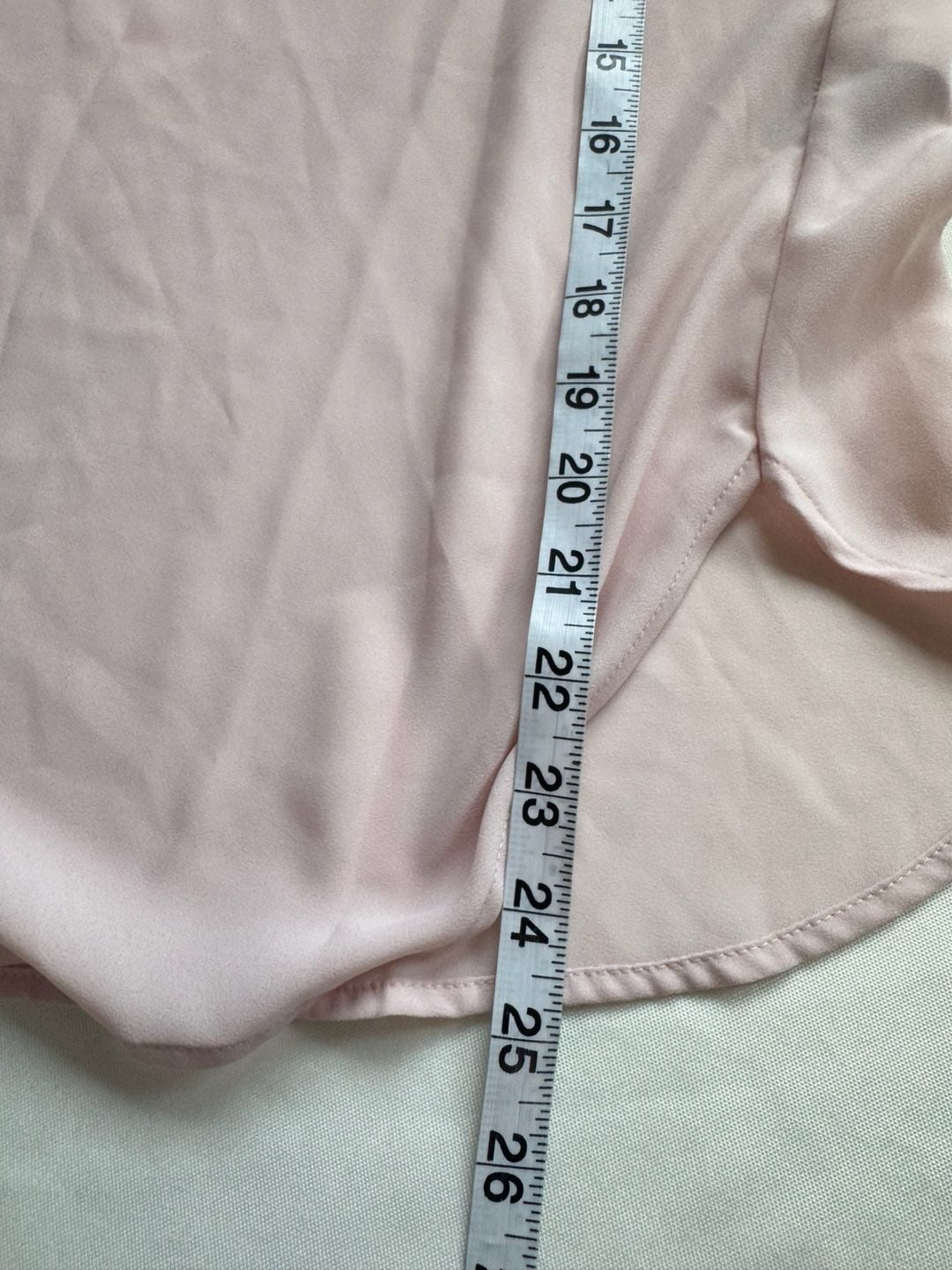 Banana Republic Pink Ruffle Blouse Romantic Coquette Workwear Petite XS 9