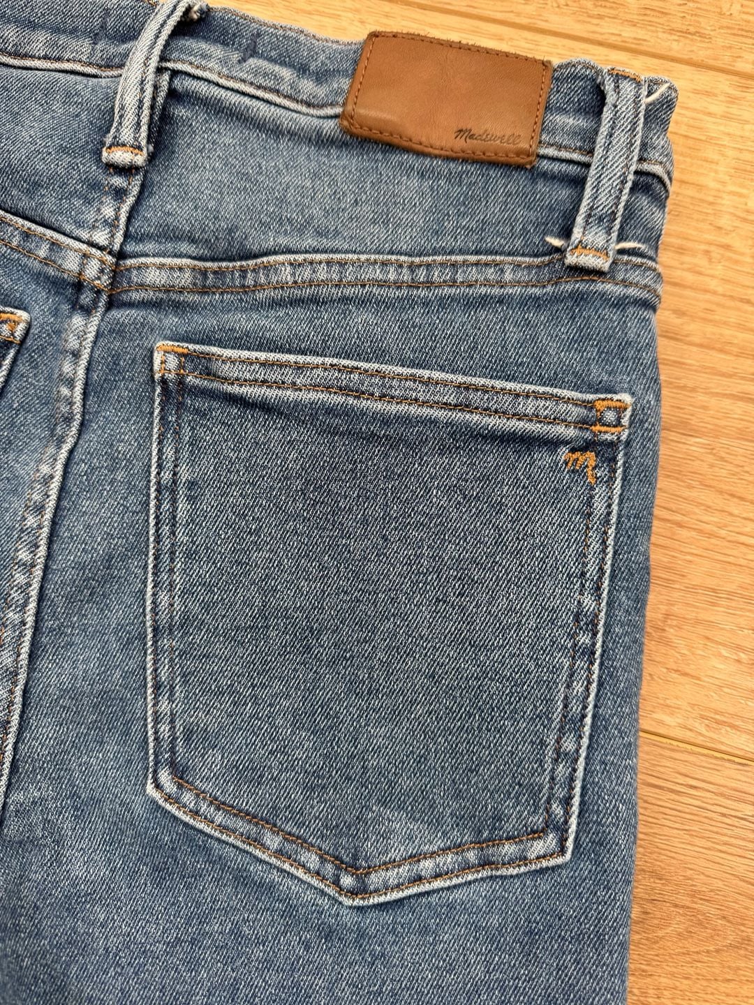 Madewell The Perfect Vintage Jeans Size 26 High Rise Medium Wash Tapered 12