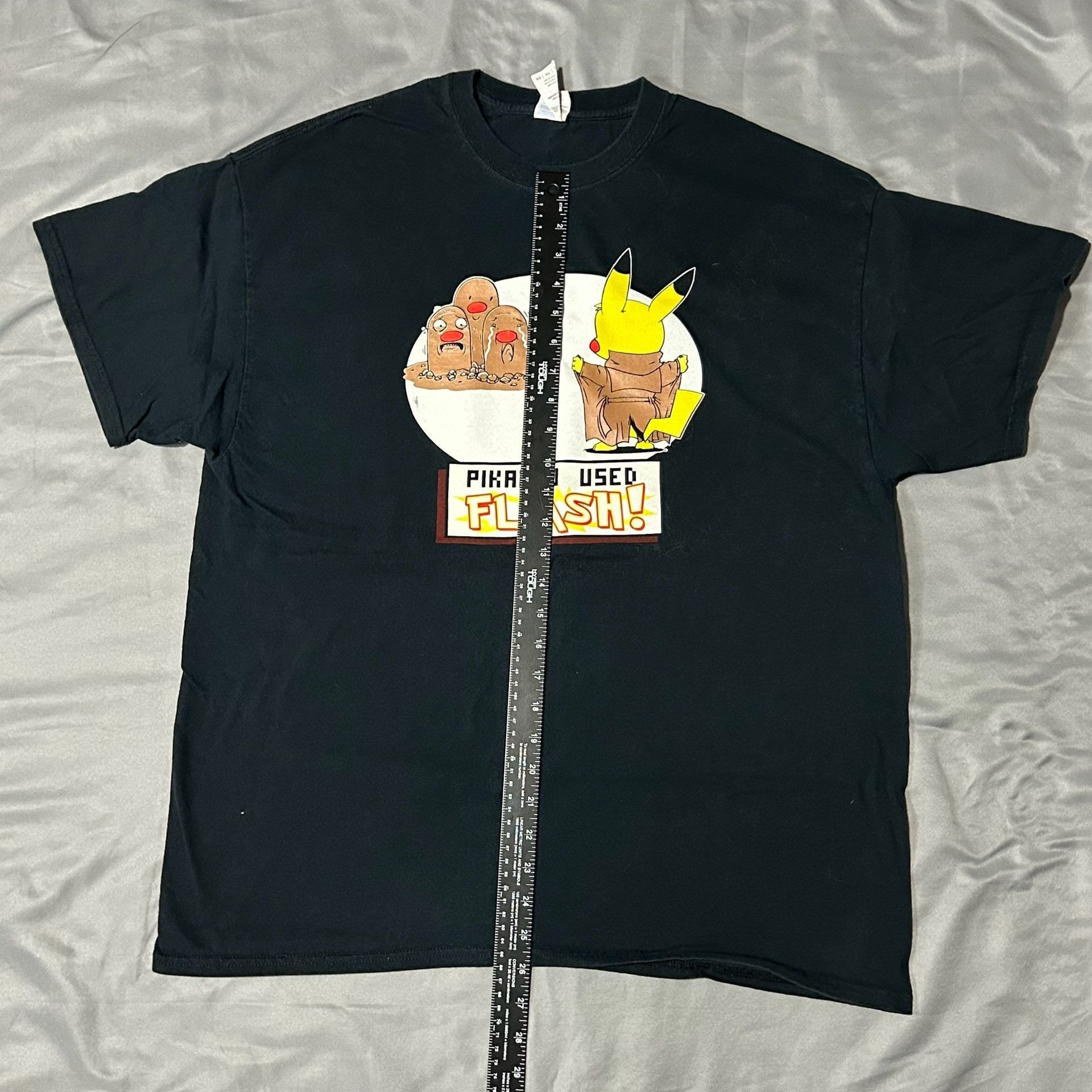 Gildan Pikachu Used Flash Pokemon Meme Diglett T-Shirt Size XL Black 4