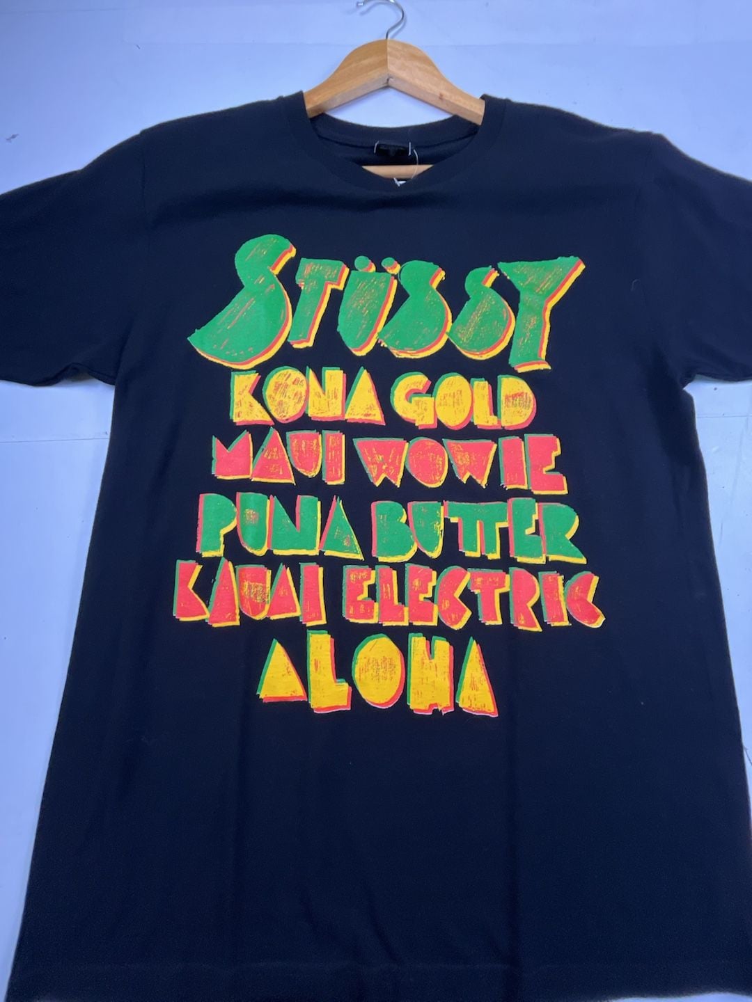 Stüssy Graphic T-Shirt Size Medium Black Kona Gold Hawaii Aloha OF 3