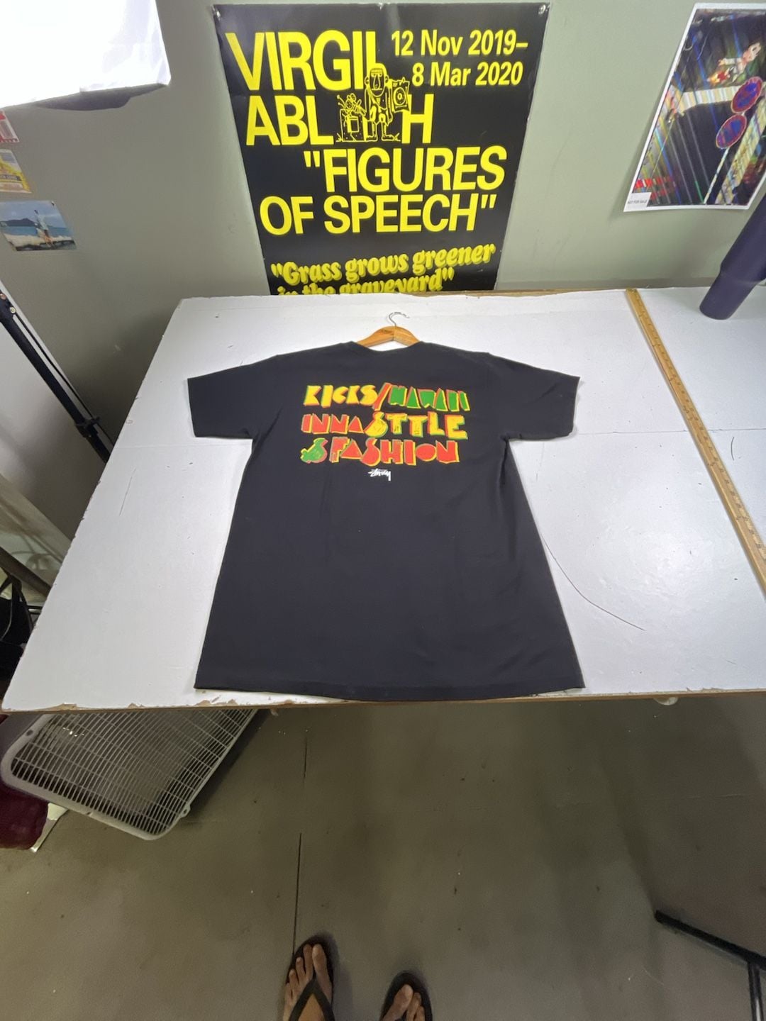 Stüssy Graphic T-Shirt Size Medium Black Kona Gold Hawaii Aloha OF 5