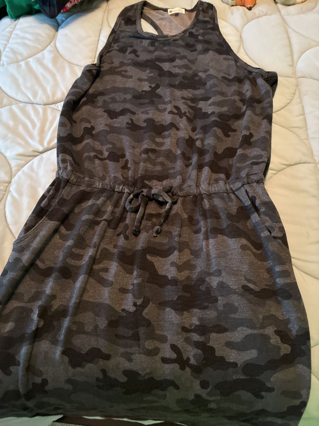 Sundry For Evereve Camo Romper Size 4/XL Grey Black Sleeveless A809 3