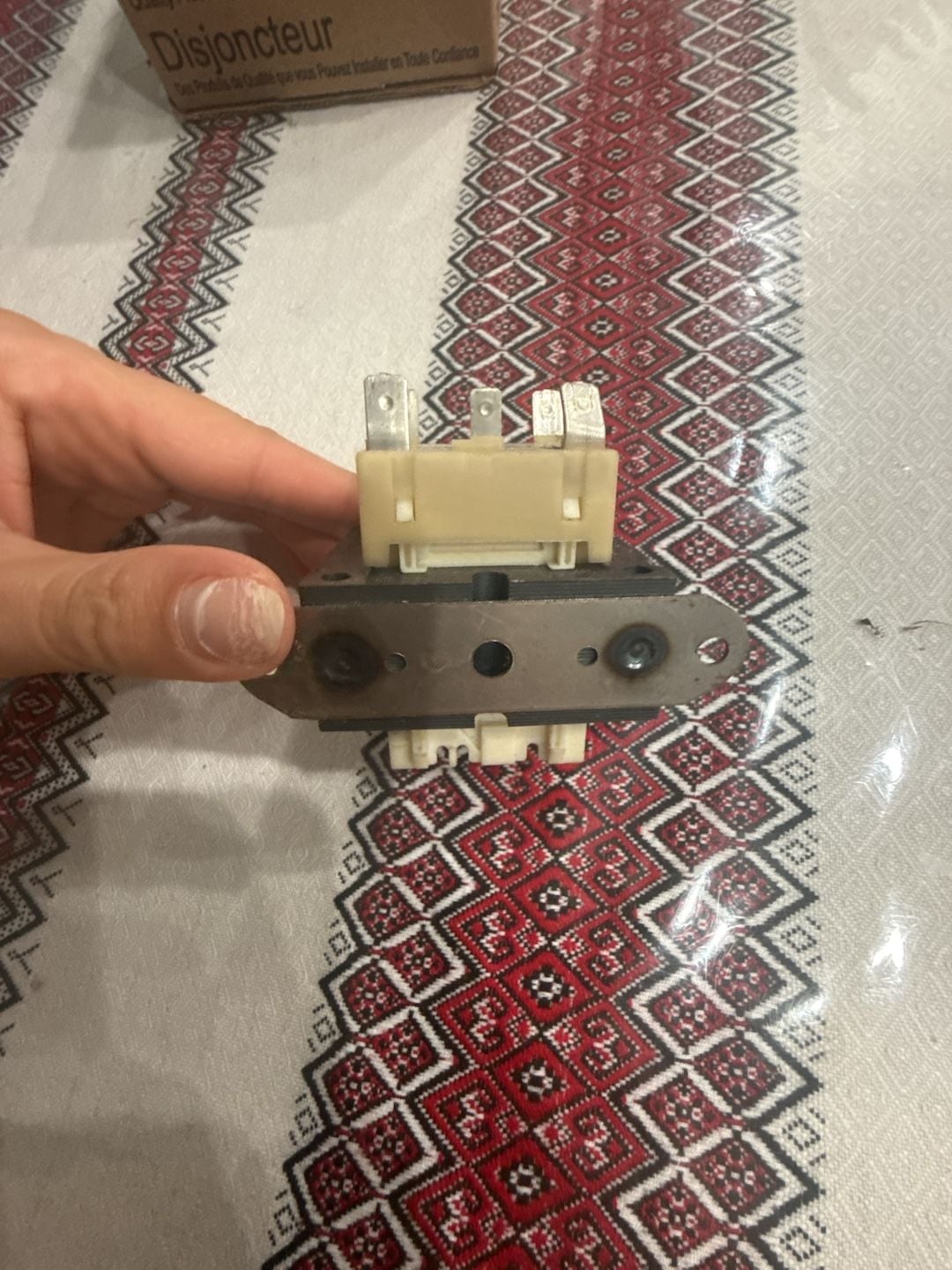 S 2 Basler Electric BE332640GEK Transformer 208/240V 24V 3