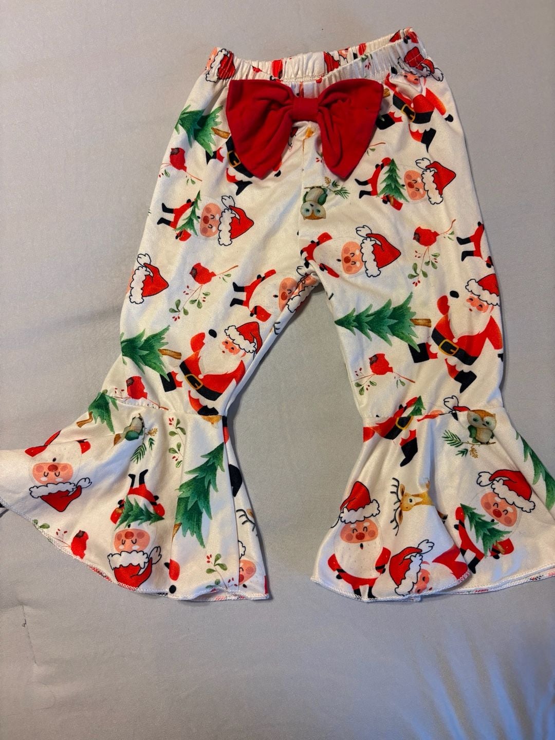 Adorable holiday Christmas Pants Size 3-6M 2