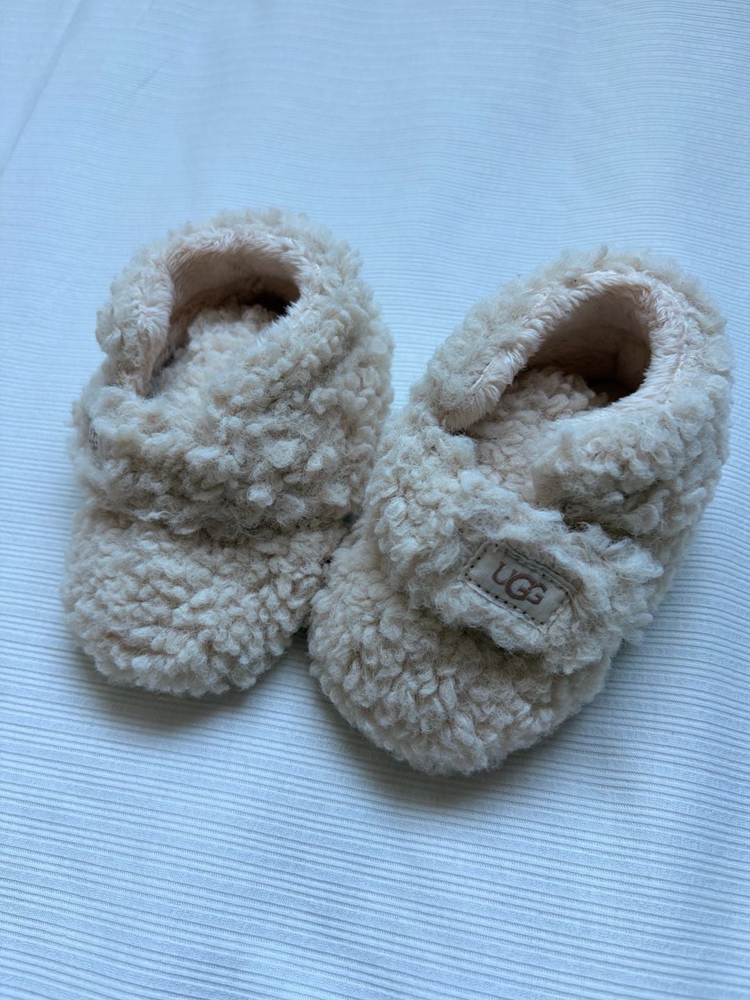 Ugg Bixbee Baby Booties Cream Fleece 3