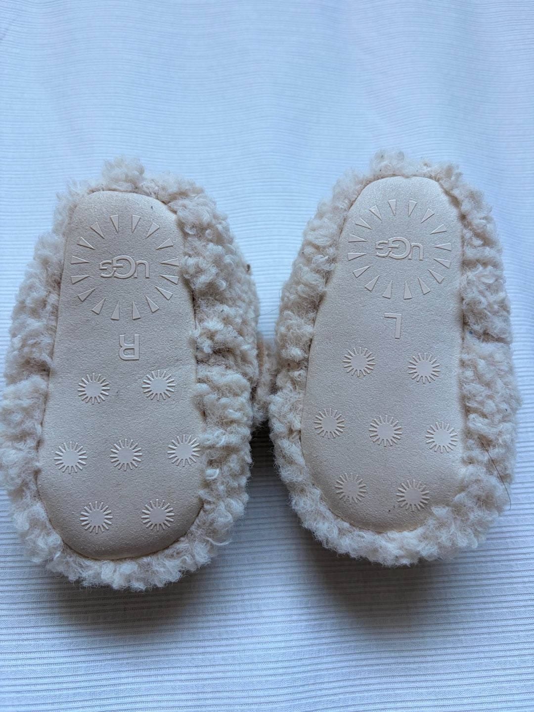 Ugg Bixbee Baby Booties Cream Fleece 4