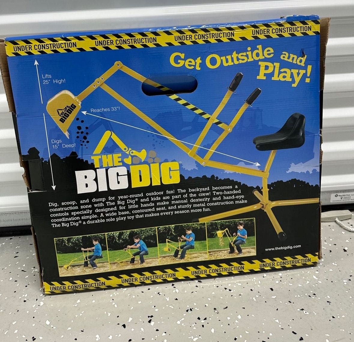 The Big Dig Sandbox Digger Excavator Crane Toy With Base 1