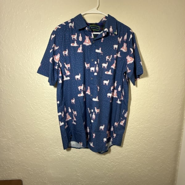 William Murray Golf Llama Print Short Sleeve Button Down Shirt Blue size medium