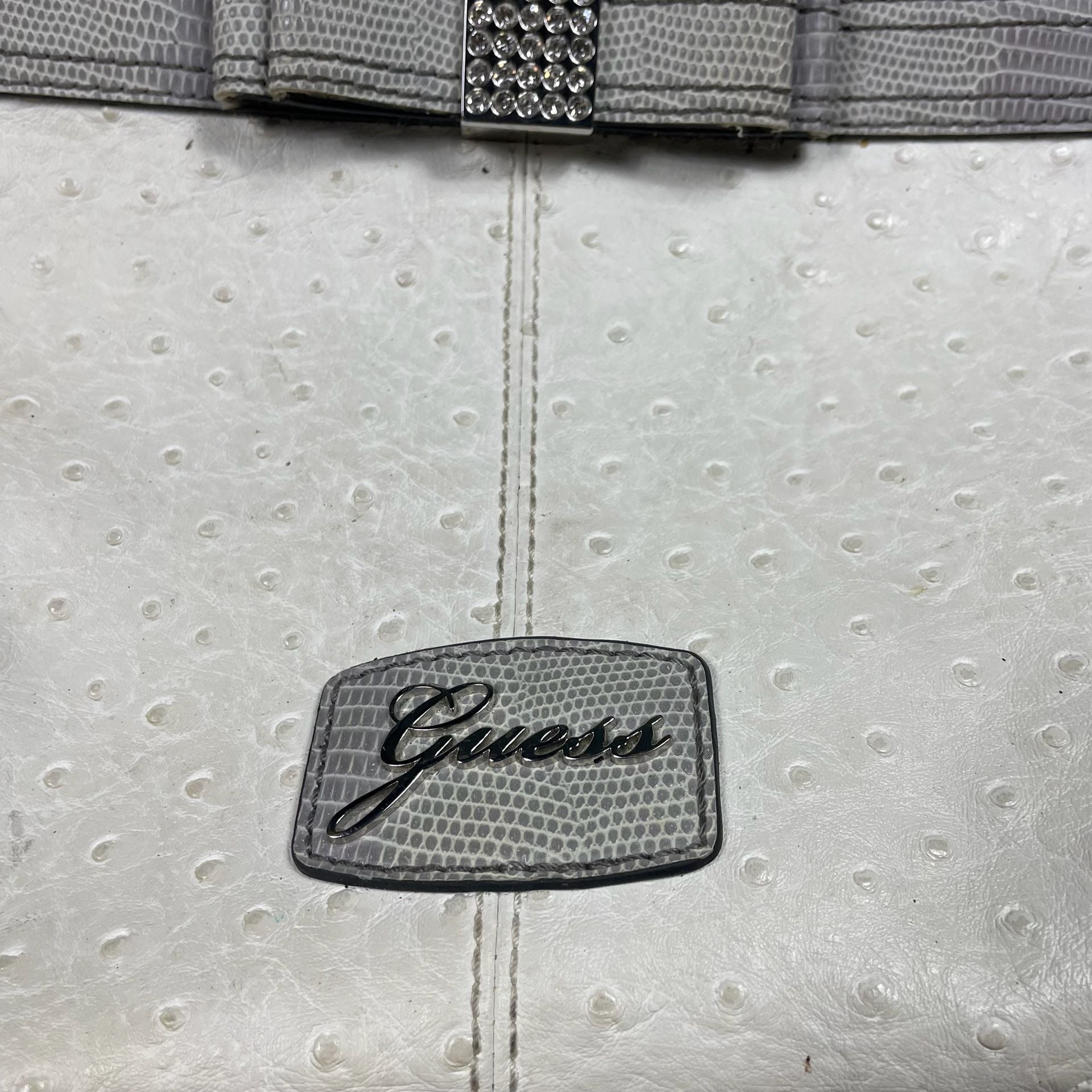Guess Ostrich Embossed Tote Shoulder Bag White Beige Bow Rhinestone 4