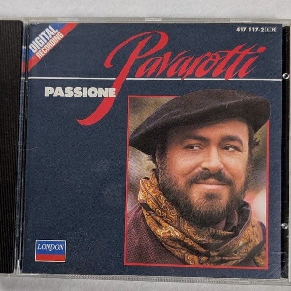 Luciano Pavarotti Passione Neapolitan Songs CD