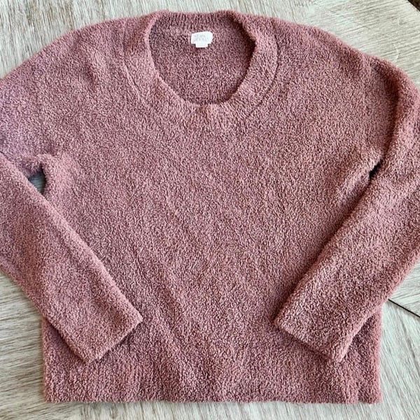 Stars Above Fuzzy Crewneck Sweater Size S Pink Mauve Soft
