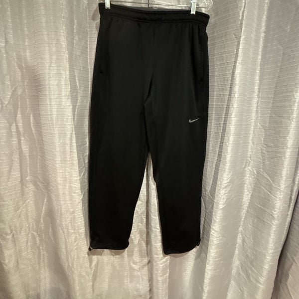 Nike Therma-Fit Athletic Pants Size M Black
