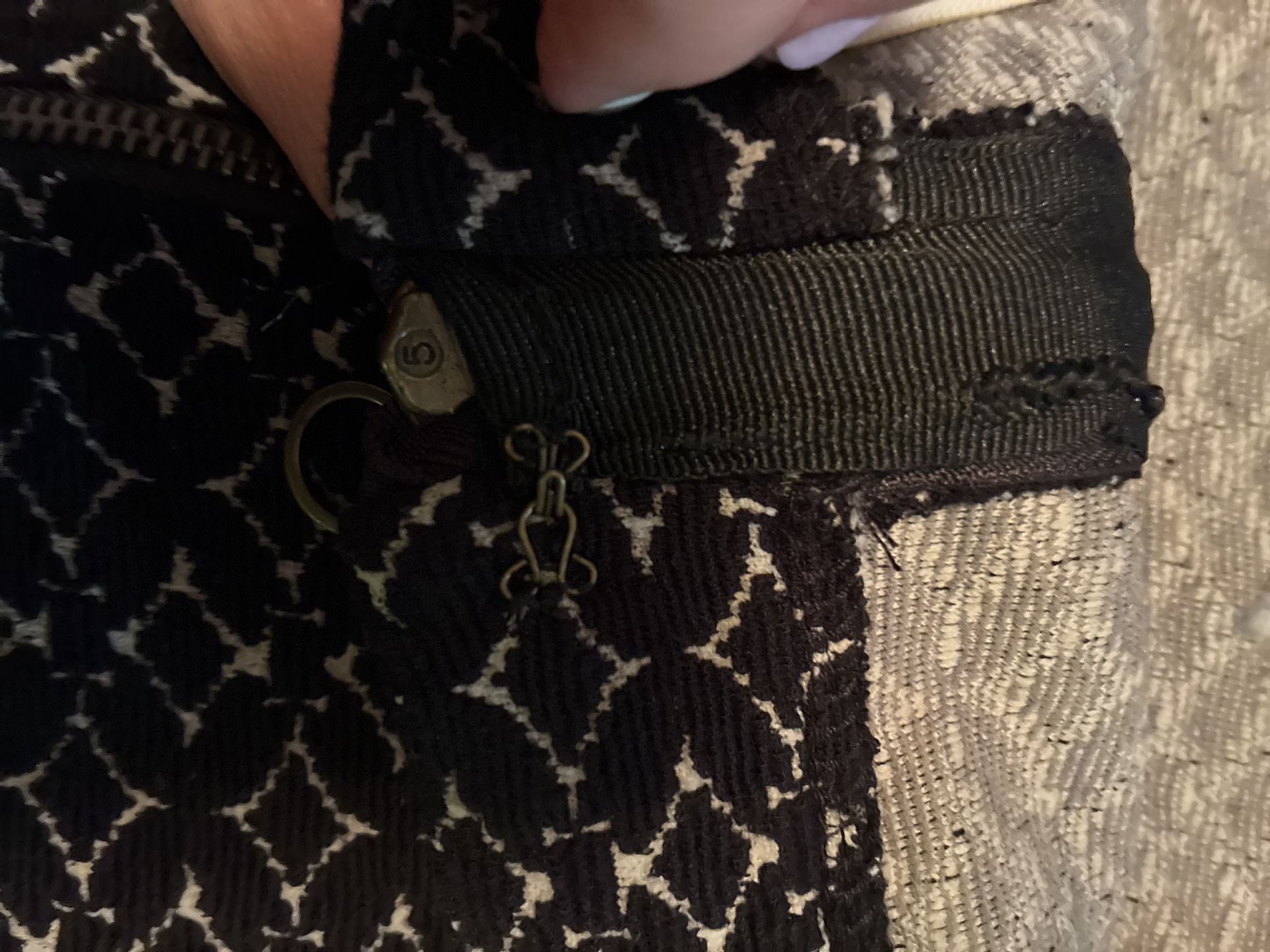Maeve Pencil Skirt Size L Black Diamond Geometric Knit A810 10