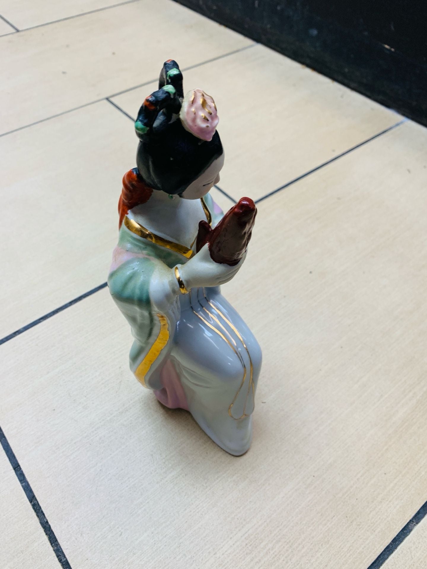 Vintage Porcelain Chinese Court Lady Figurine Hand Painted Kimono 1