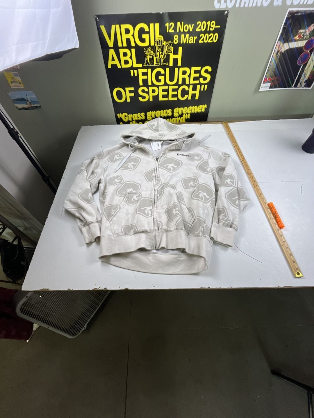 And1 Full Zip Hoodie Size L White Gray AOP Basketball Y2K Vintage OF 2
