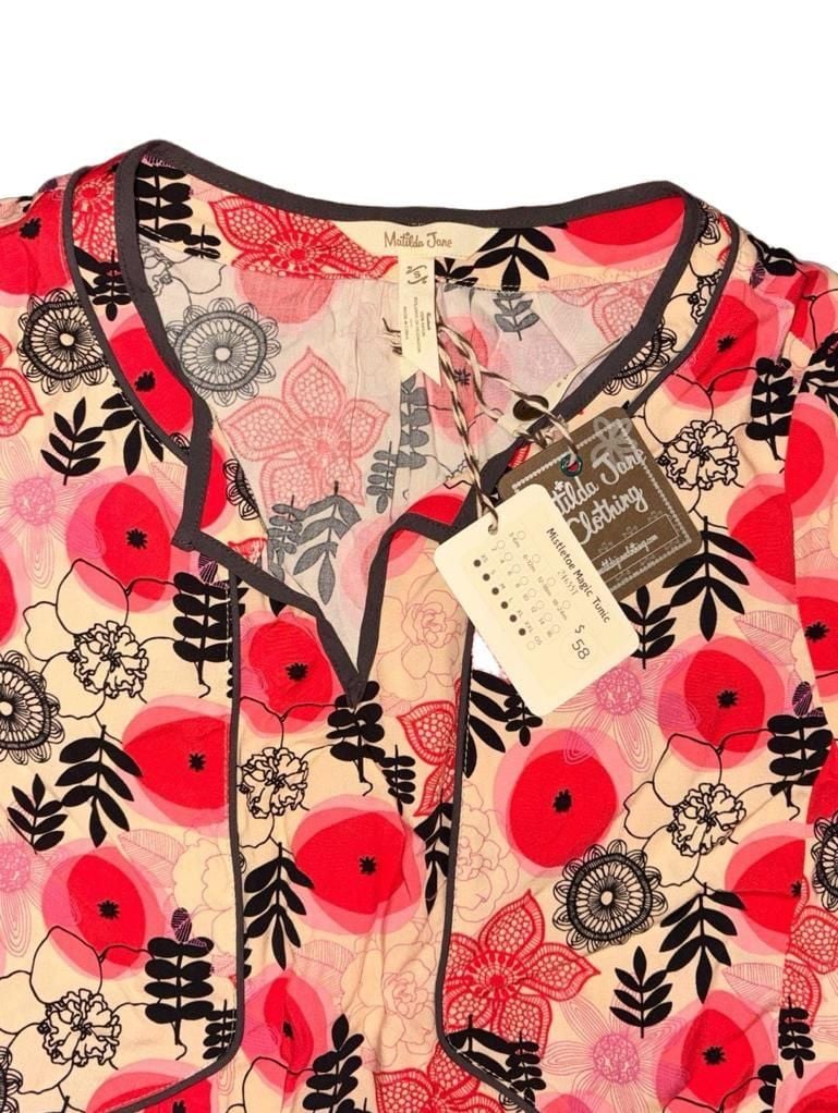 Matilda Jane Mistletoe Magic Tunic Size S Red Floral 3