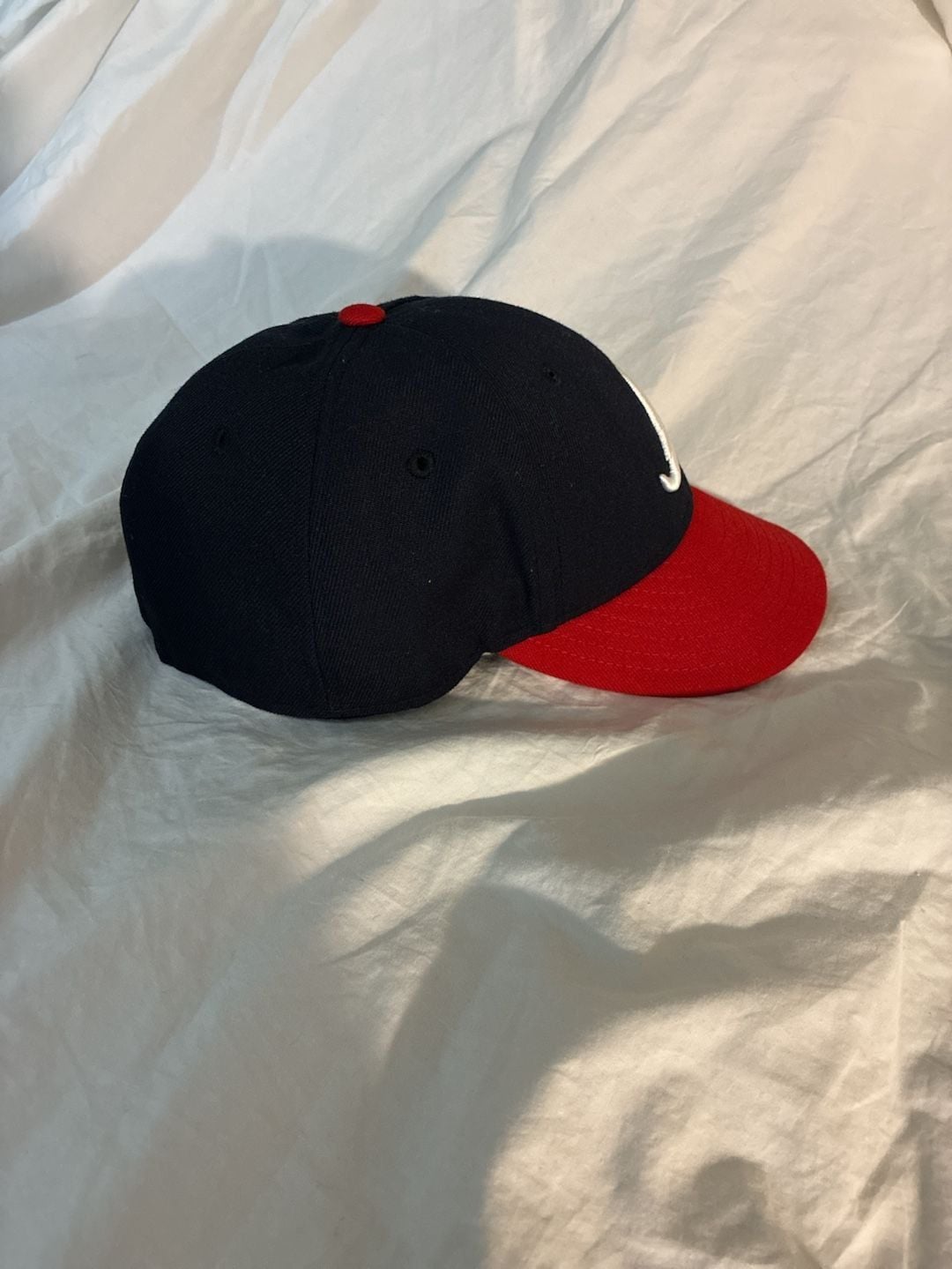 New Era Atlanta Braves 59FIFTY Fitted Hat Size 7 1/4 Navy Red 5