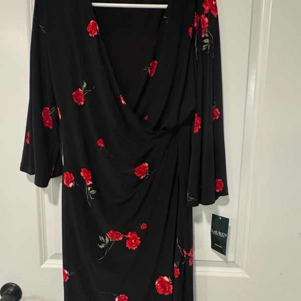 Lauren Ralph Lauren Black Red Rose Floral Wrap Dress Bell Sleeve NWT Size 6