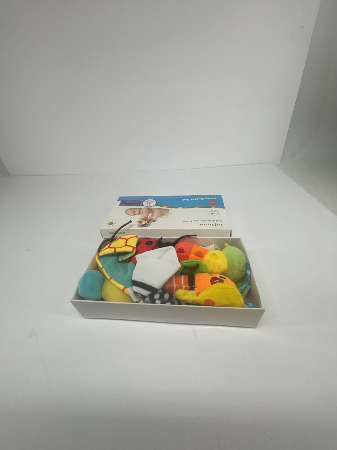 Infinno Baby Wrist Rattle Socks And Foot Finder Set 2