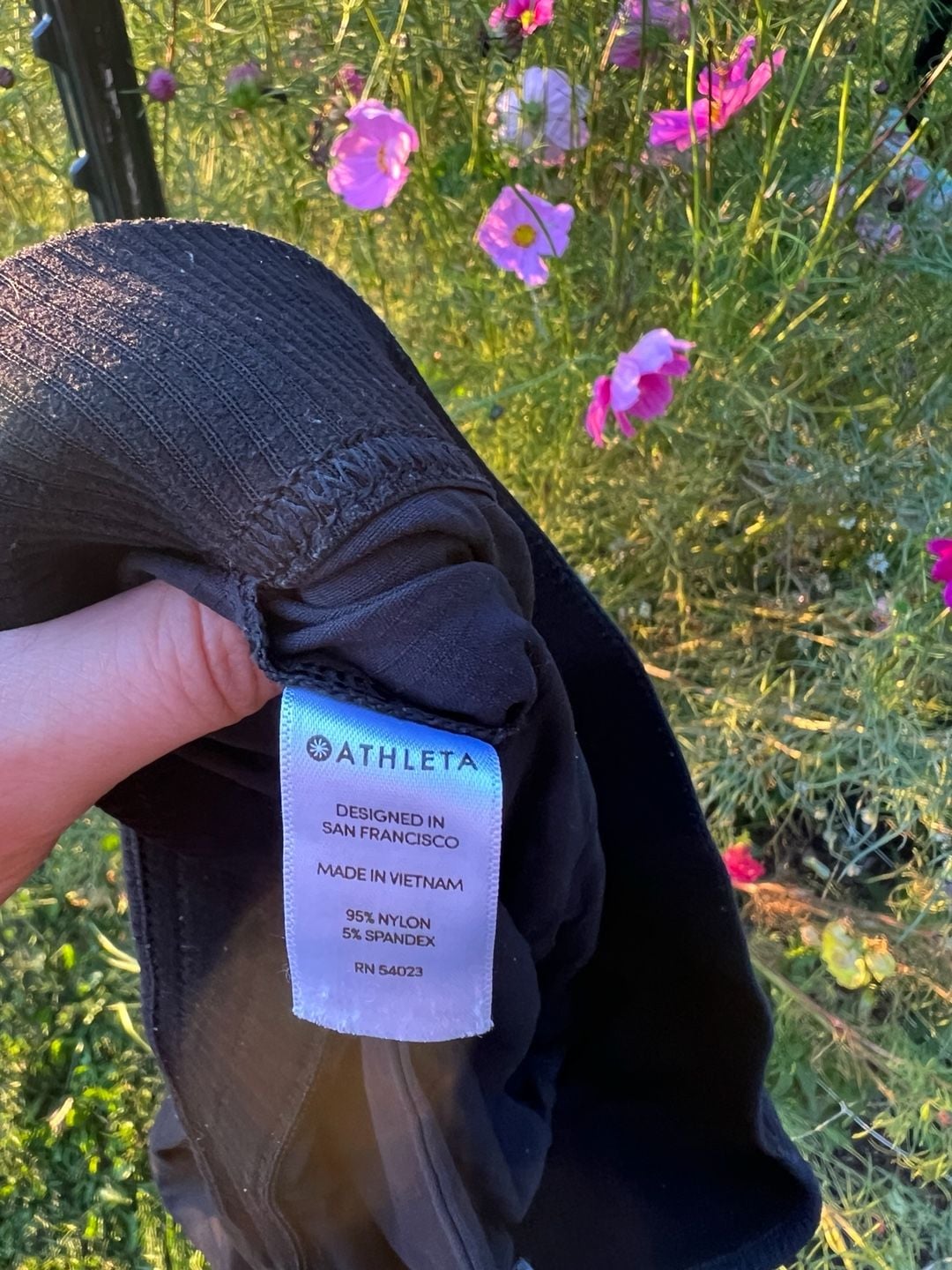 Athleta Mod Trekkie Pants Size S Black Zip Pocket 7