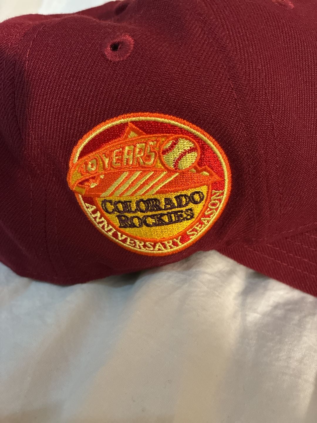 New Era Colorado Rockies 59FIFTY Fitted Hat Size 7 1/4 Badlands Burgundy 12