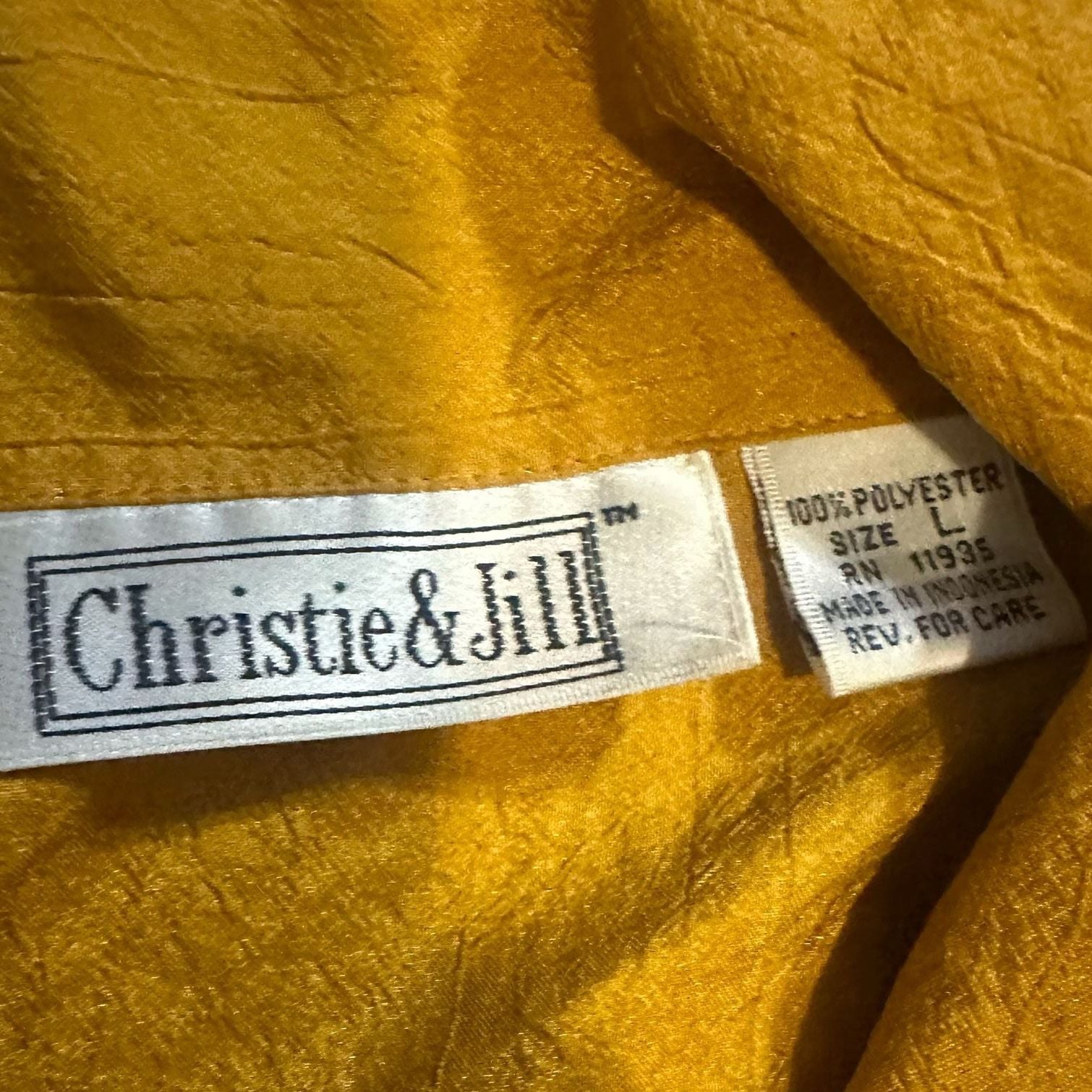 Christie & Jill Vintage Mustard Yellow Button Down Pocket Top-L 3