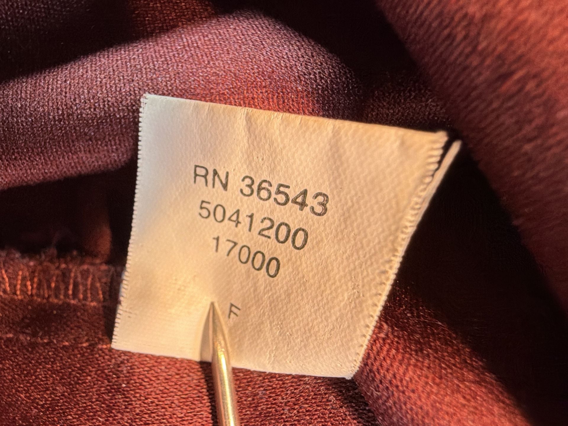 Van Heusen Soft Suede Shirt Size XL 17-17.5 Burgundy Long Sleeve 8