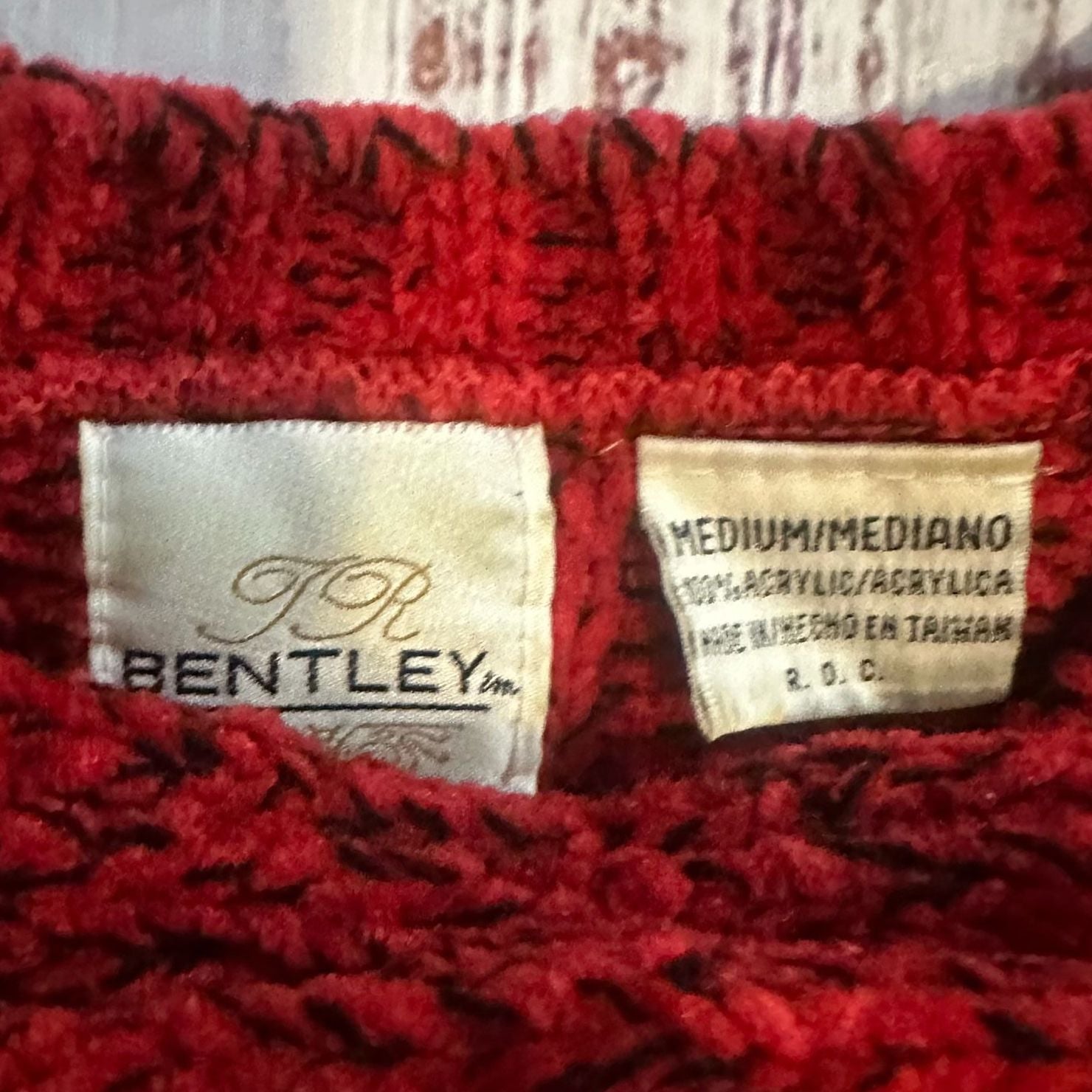 Bentley Chenille Vintage V-Neck Sweater Red Chunky Knit-M 7