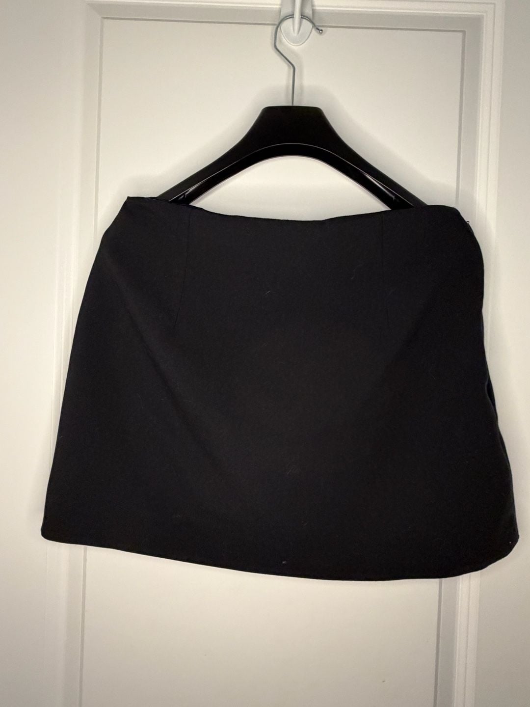 Abercrombie & Fitch The A&F Scarlett Mini Short Size M Black 2