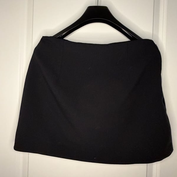 Abercrombie & Fitch The A&F Scarlett Mini Short Size M Black