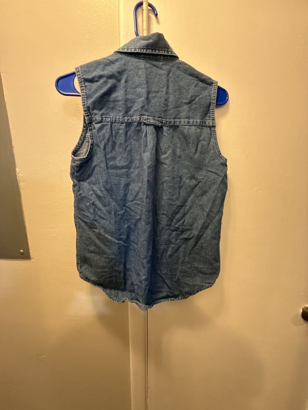 Disney Pooh Sleeveless Denim Shirt Size S Winnie The Pooh Embroidered 6