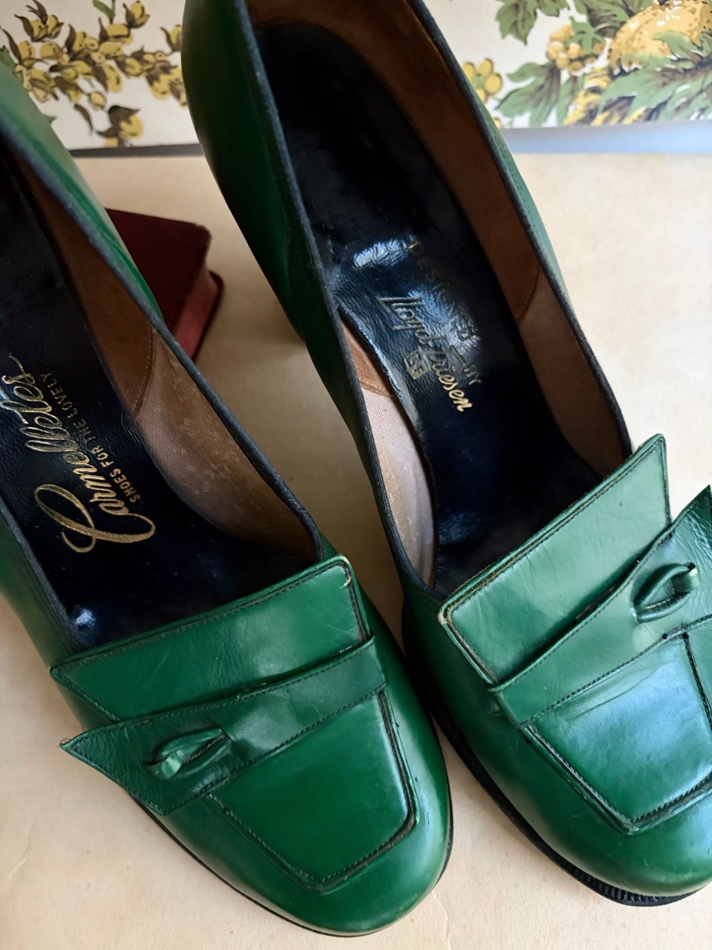 Vintage Green Leather Pumps Chunky Heel Loafers Retro 1960s Women’s Shoes US Size 7 Carmellettes 5