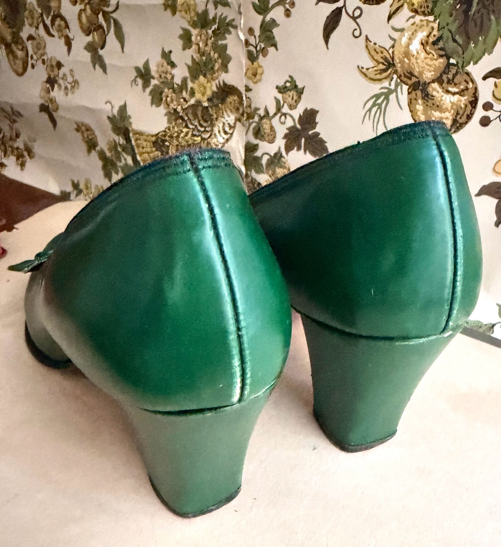 Vintage Green Leather Pumps Chunky Heel Loafers Retro 1960s Women’s Shoes US Size 7 Carmellettes 11